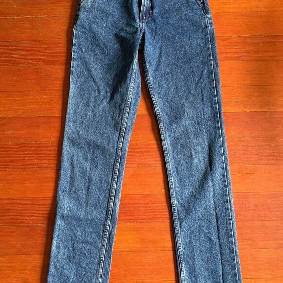 Posted Women's Blue and Navy Jeans - Picture 3 of 6